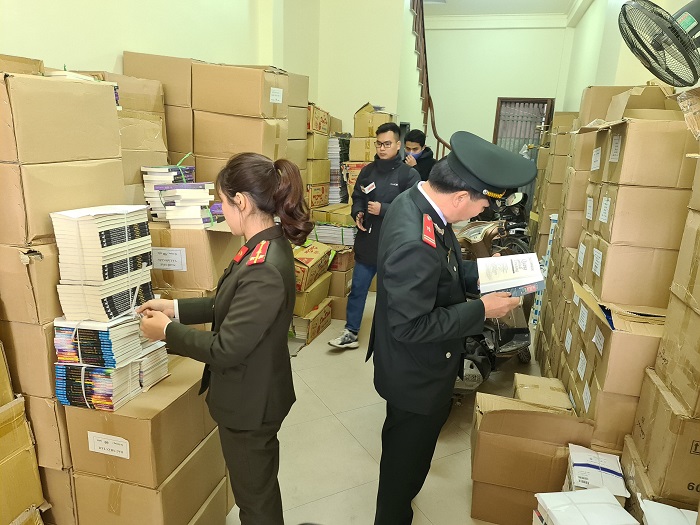 Hà Nội: Thu giữ hàng chục nghìn cuốn sách không rõ nguồn gốc