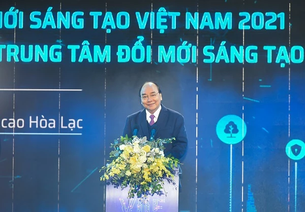 Thủ tướng Nguyễn Xuân Phúc Trung tâm Đổi mới sáng tạo quốc gia và khai mạc Triển lãm quốc tế đổi mới sáng tạo Việt Nam 2021