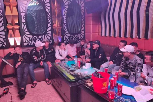 Gia Lai: Phát hiện 38 thanh niên nam nữ sử dụng ma túy trong quán karaoke