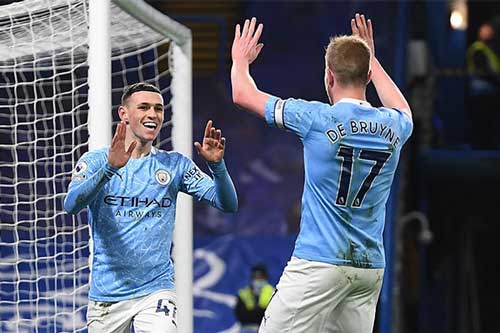 Pep đang trổ tài cầm quân thay vì dùng tiền mua vinh quang