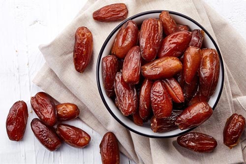 6 lý do bạn không nên ăn nhiều quả chà là