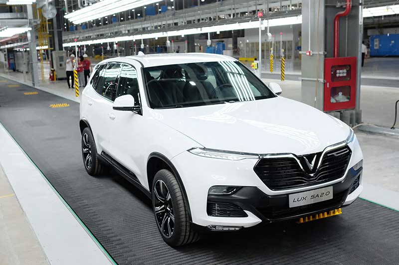 XE HOT (10/1): VinFast áp dụng giá mới cho khách hàng mua ôtô, xe Volkswagen giảm giá sốc