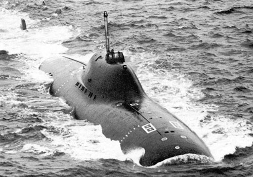 Vì sao Mỹ không theo đuổi dự án tàu ngầm titan như của Liên Xô?