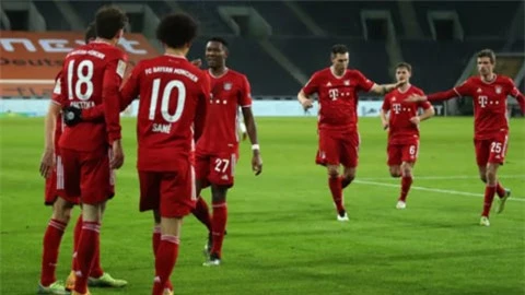 Bayern bất ngờ thất thủ 2-3 trước M'Gladbach: Hàng thủ tệ hại làm biến dạng Bayern