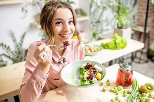 Nghiên cứu Đại học Harvard chỉ ra 6 thói quen giúp phụ nữ trẻ lâu, sống thọ lúc nào cũng thanh xuân