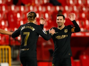 Messi và Griezmann liên thủ, Barca nghiền nát Granada