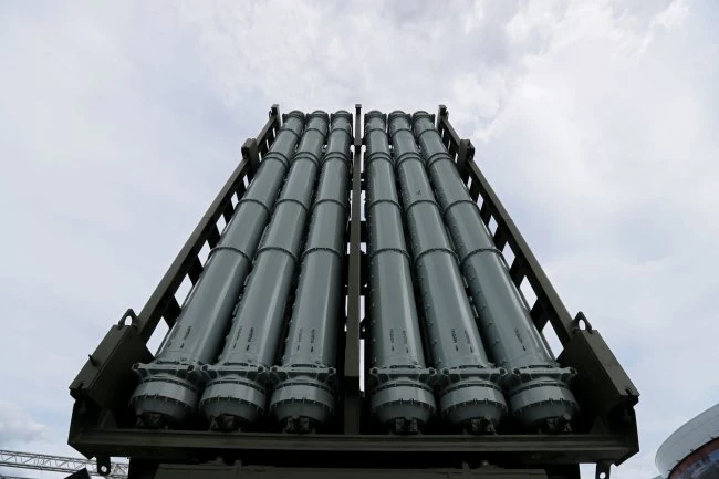 Bệ phóng hệ thống tên lửa phòng không S-350 Vityaz. Ảnh: TASS. Bệ phóng hệ thống tên lửa phòng không S-350 Vityaz. Ảnh: TASS.