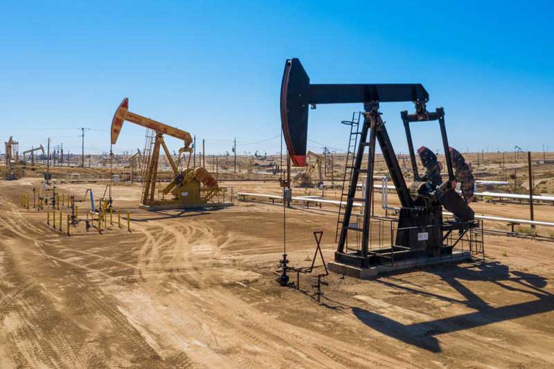 Giá xăng, dầu (11/1): Quay đầu giảm nhẹ