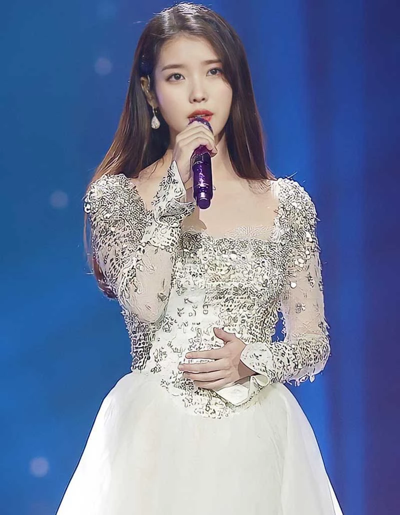 2. IU.