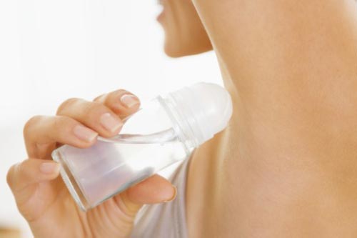 'Giật mình' với tác hại của mỹ phẩm khử mùi cơ thể