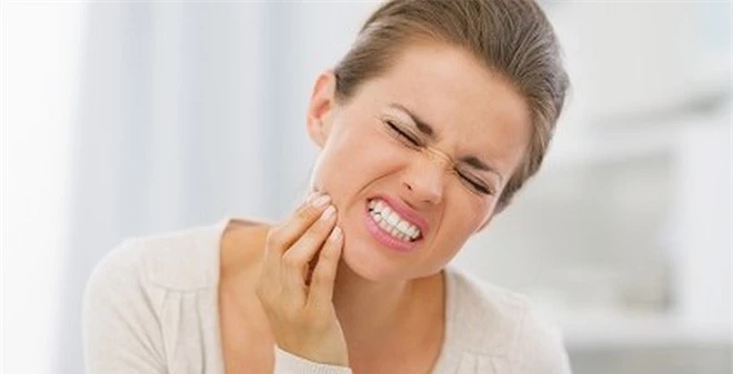 Trị đau răng tại nhà với nguyên liệu dễ kiếm