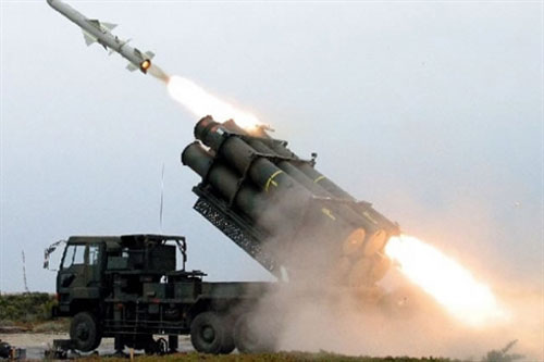 Người Nhật Bản tranh cãi cách chống tên lửa siêu thanh Nga