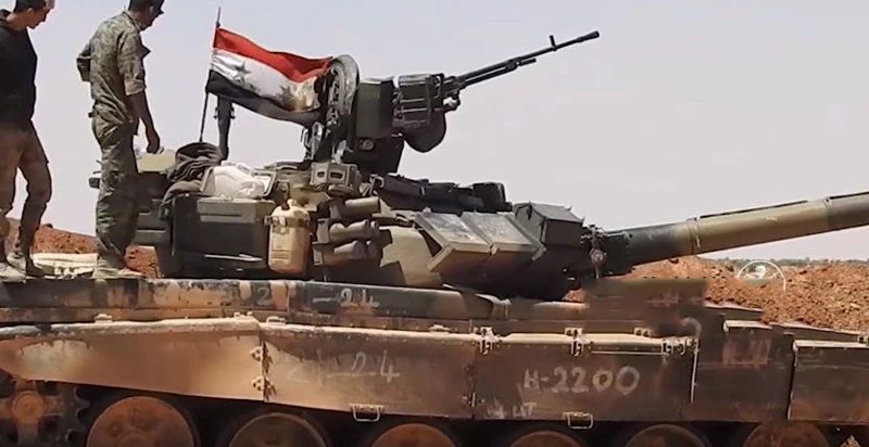 Việc sử dụng xe tăng T-90 lần đầu đã cho thấy những ưu và nhược điểm của chúng trong cuộc xung đột Syria.