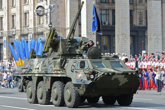 Bộ Quốc phòng Ukraine mua thêm BTR-4M cho Thủy quân lục chiến