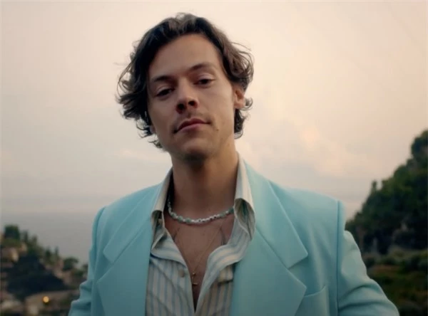 Lịch sử hẹn hò các minh tinh Hollywood của Harry Styles