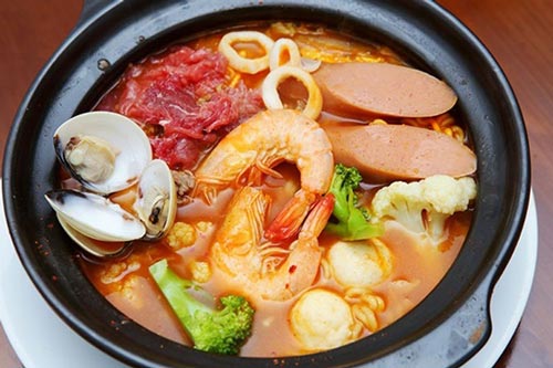 Công thức nấu mì cay hải sản ngon chuẩn vị Hàn Quốc