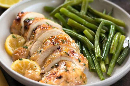 Thực đơn giảm cân mà vẫn ngon miệng trong 1 tuần với ức gà