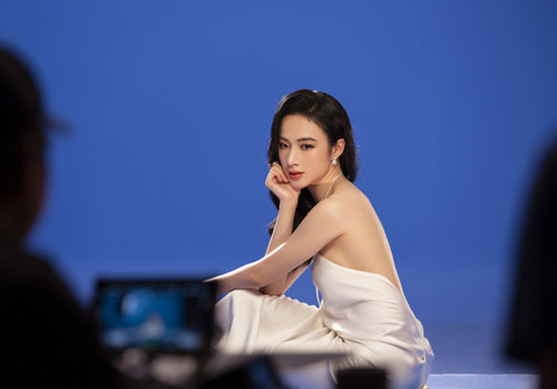 Sắc vóc của Angela Phương Trinh sau nhiều năm "ở ẩn", ăn chay trường