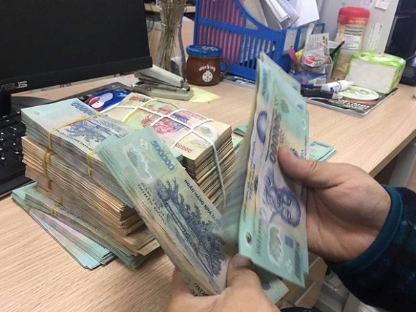 Tiêu chí để NLĐ làm việc tại DN từ 1 năm trở lên được hỗ trợ 1 triệu đồng/người dịp Tết