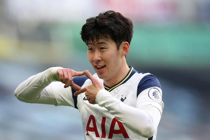 Tiền đạo: Son Heung-Min (Tottenam, điểm số trung bình: 8,49).