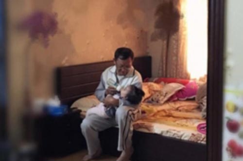 Câu chuyện cảm động về ông nội và cháu gái