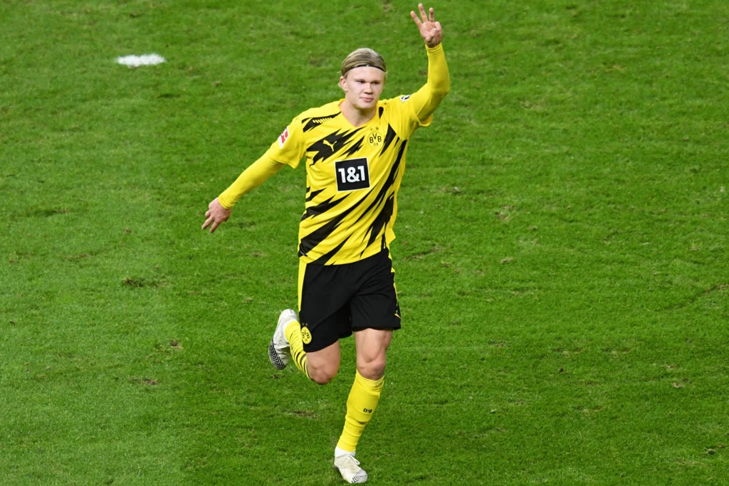 Tiền đạo: Erling Haaland (Borussia Dortmund, 152 triệu euro).