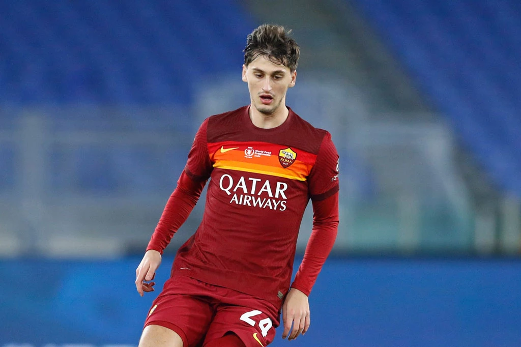 Trung vệ: Marash Kumbulla (AS Roma, 20 tuổi, định giá chuyển nhượng: 27 triệu euro).