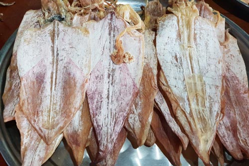 Mẹo chọn thực phẩm khô ngon và an toàn