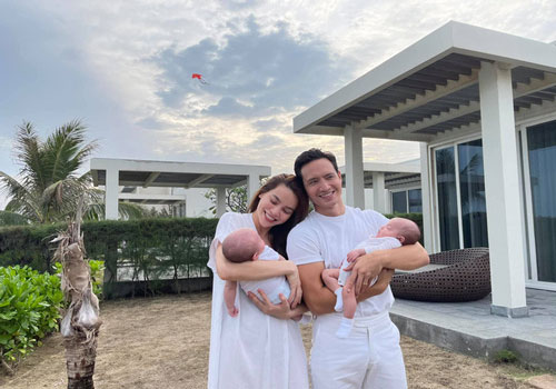 Những gia đình “đẹp đều” được săn đón nhất hiện nay: Bố mẹ đã hot, mấy nhóc tì càng nổi tiếng hơn