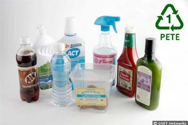 Lưu ý các ký hiệu đưới đáy chai, hộp nhựa để tránh bị nhiễm độc
