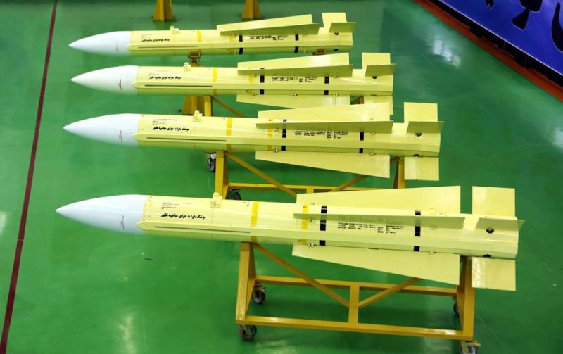 Làm cách nào Iran có thể bắn hạ B-52 của Mỹ?