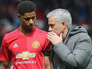Rashford tiết lộ cách Mourinho hướng dẫn cầu thủ M.U kiếm phạt đền