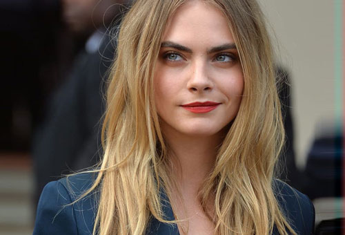 Cara Delevingne trở thành siêu mẫu giàu nhất nước Anh thu nhập gần 500 tỷ đồng/năm