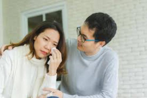 Lần đầu tiên vợ say rượu, không ngờ cô ấy vừa khóc vừa tiết lộ một bí mật động trời khiến tôi rụng rời chân tay