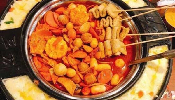 cach lam lau tokbokki