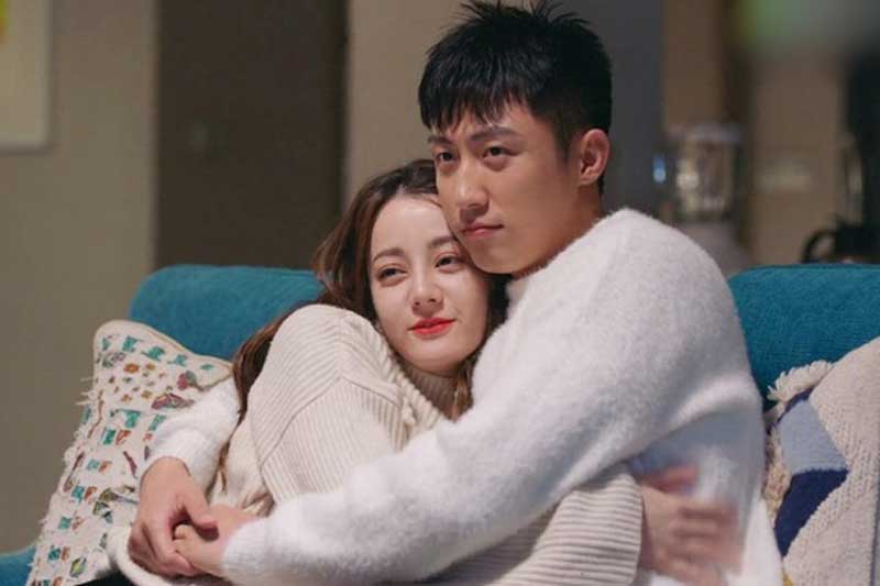 Top 4 mỹ nhân dính nghi án hẹn hò khiến showbiz Hoa Ngữ ‘chấn động’: Có cả Địch Lệ Nhiệt Ba, Dương Mịch