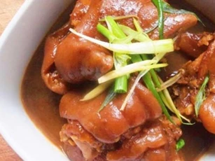 Cách nấu món Chân giò om tiêu hồi thơm ngon khó cưỡng