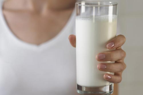 6 loại nước giúp bạn ngủ ngon hơn