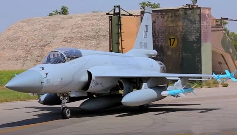 Không quân Azerbaijan sẽ nhận tiêm kích JF-17 từ Pakistan. Ảnh: Topwar.