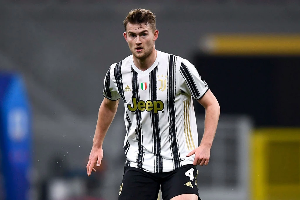 Trung vệ: Matthijs de Ligt (Juventus, 21 tuổi, định giá chuyển nhượng: 75 triệu euro).