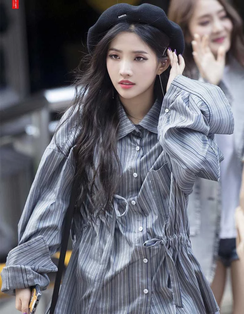 4. Soyeon (G)I-DLE.