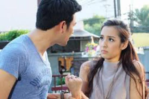 Vừa nghe nhà gái muốn lễ đen 10 triệu, chú rể tỏ luôn thái độ “chửa ễnh ra còn đòi thể diện” và pha "quay xe sáng suốt" của cô dâu