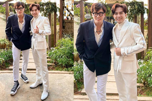 Gần U50, nam ca sĩ Đan Trường vẫn trẻ đẹp bất chấp khi chụp ảnh cùng fan