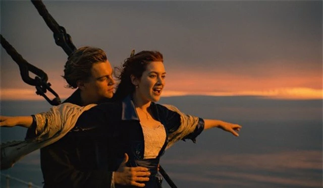 Kate Winslet bị bắt nạt, săm soi sau Titanic - 1