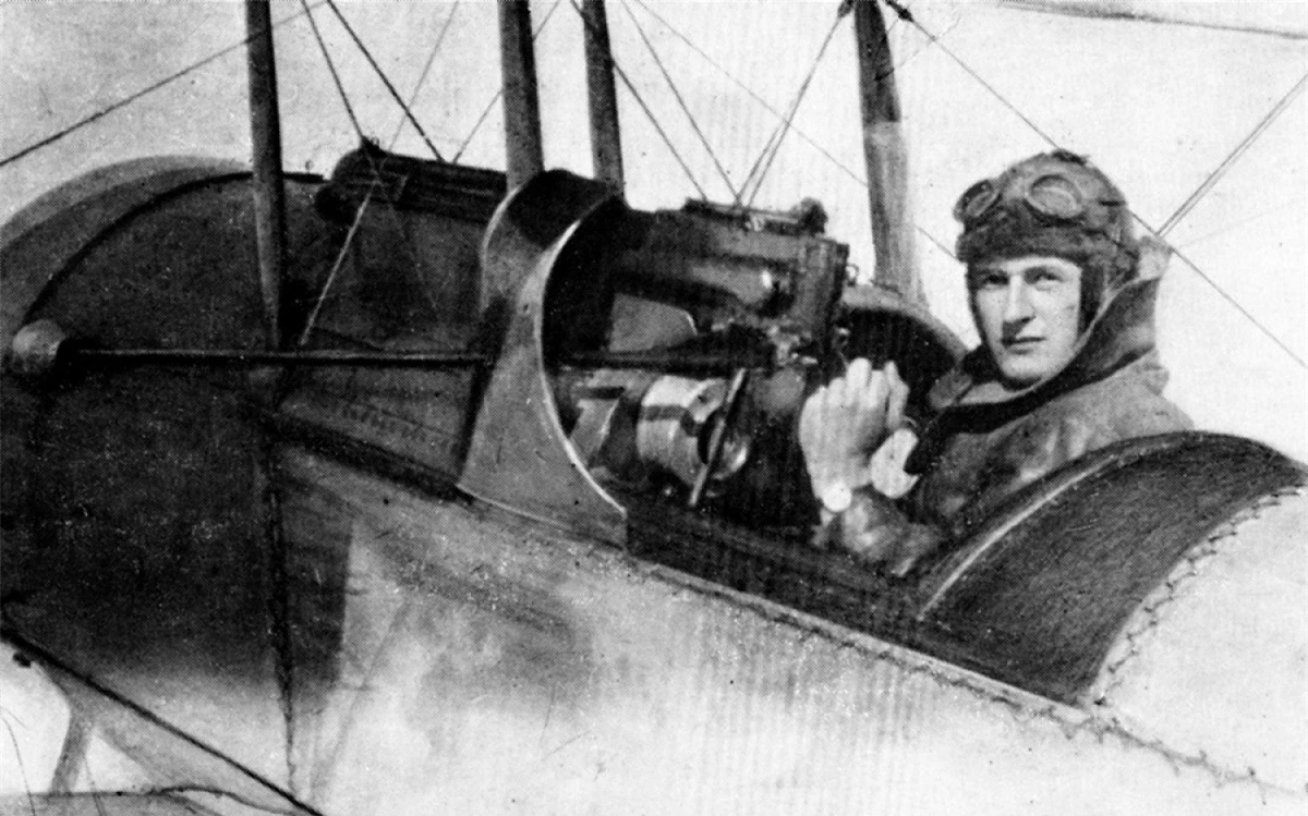 Súng máy Vickers gắn trên một phi cơ trinh sát Bristol Scout. Ảnh: Plane Encyclopedia.