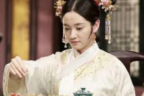 Chuyện phi tần nhà Thanh đột tử vì quá sợ hãi: Nhập cung hàng chục năm nhưng luôn sống trong khổ cực, đến khi chết vẫn không thể nằm yên