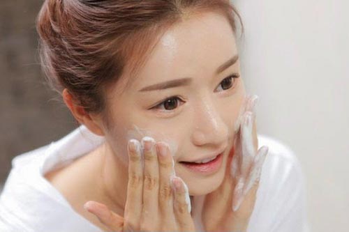 5 việc cần làm để bảo vệ làn da khỏi mụn trứng cá