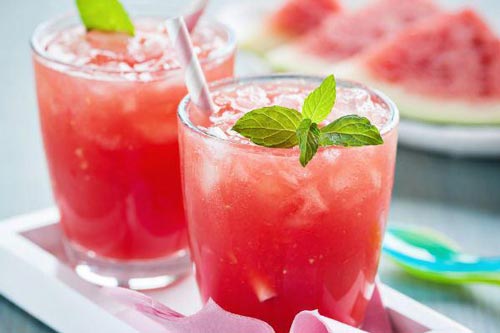 Da đẹp trong 1 tuần chỉ bằng cách dùng dưa hấu