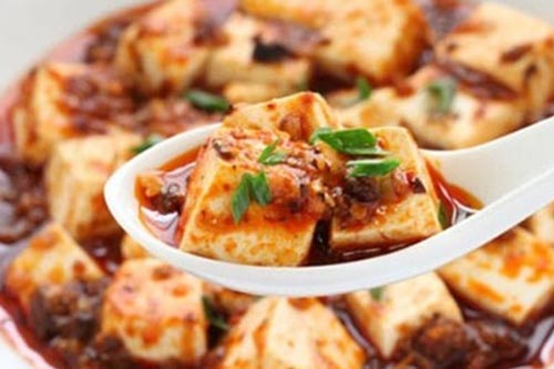 Cách làm đậu hũ non sốt cay, đậu hũ non sốt cam ngon mê mẩn