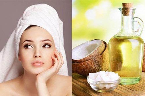 Tóc bồng bềnh, mềm mượt chỉ bằng cách ủ dầu dừa